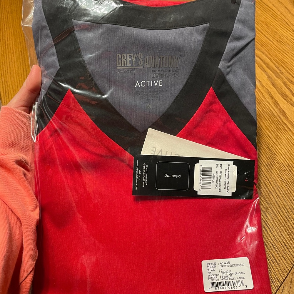 NWT! Barco, Grey’s Anatomy Women’s Active Scrub